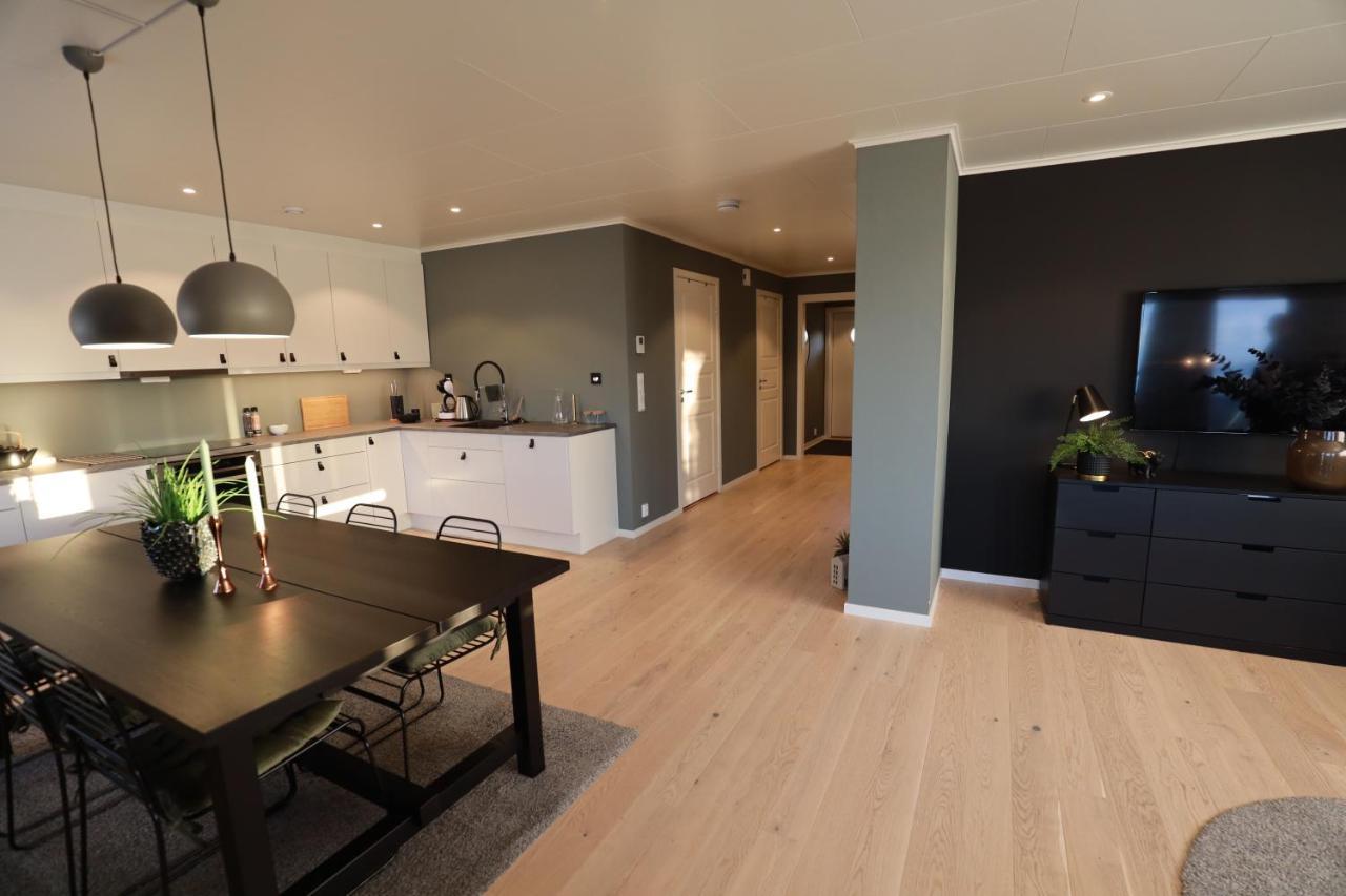 Modern Apartment With Seaview Hammarvika エクステリア 写真
