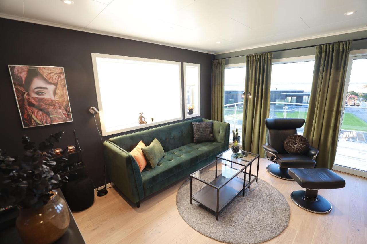 Modern Apartment With Seaview Hammarvika エクステリア 写真