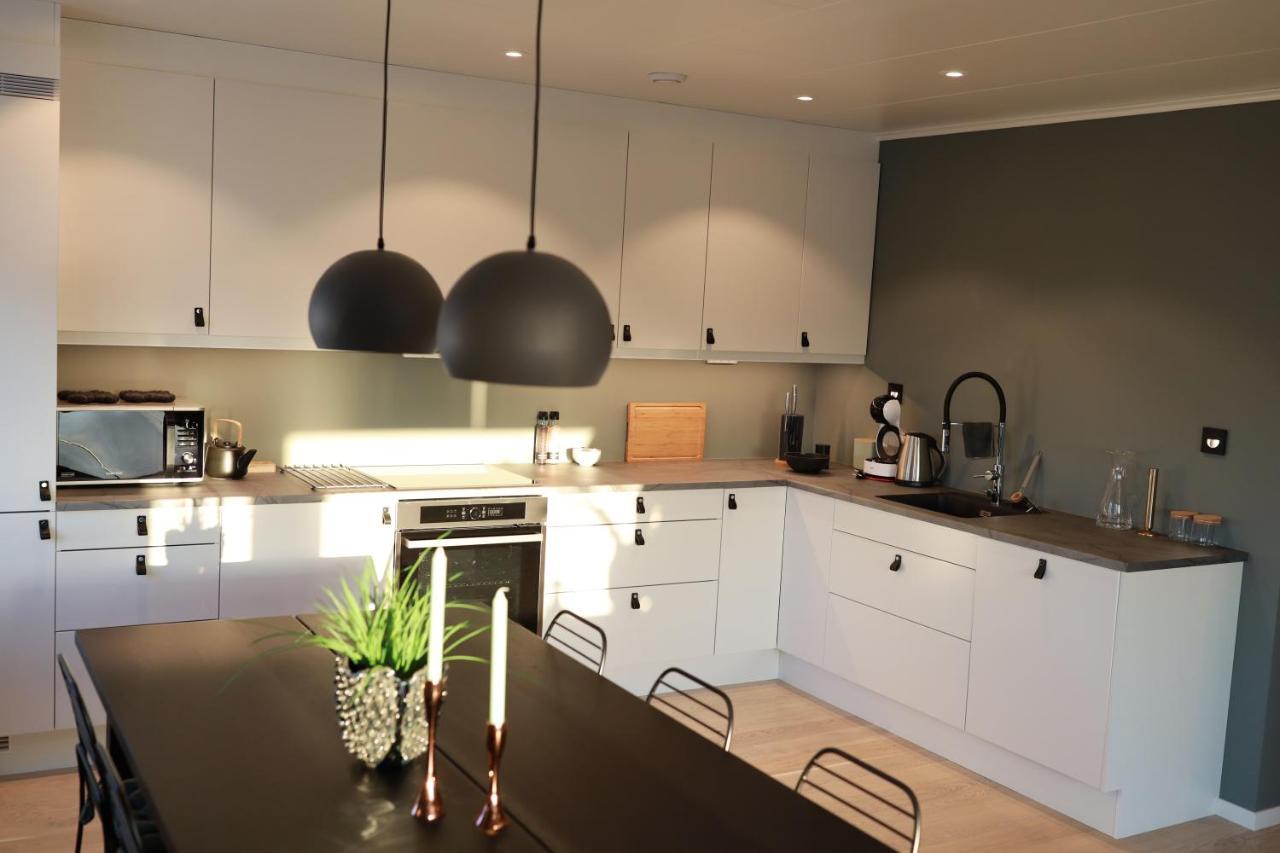 Modern Apartment With Seaview Hammarvika エクステリア 写真